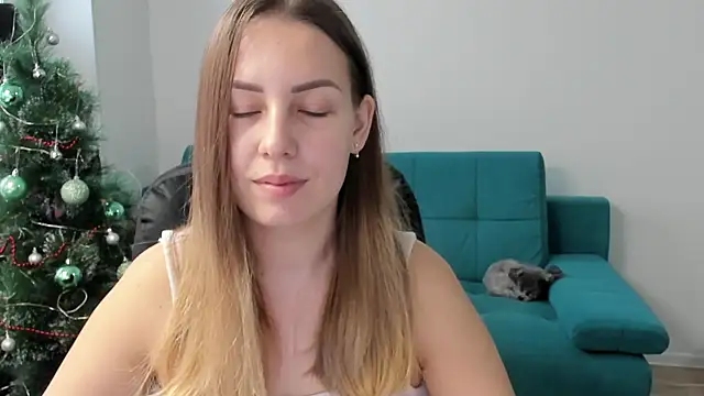 Mia shy1 online show from 12-23-25, 08:13