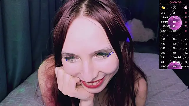Snapshot of Lucy_Millss chatting on 03-17-25, 05:49 Lucy Millss online show from 03-17-25, 05:49