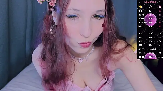 Snapshot of Lucy_Millss chatting on 02-15-25, 08:22 Lucy Millss online show from 02-15-25, 08:22
