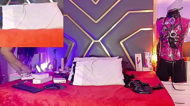 Scarlettt Ass online show from 03-27-26, 12:17