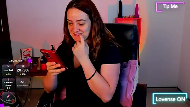 Snapshot of sara_goodgirl13 chatting on 02-18-25, 08:14 sara goodgirl13 online show from 02-18-25, 08:14