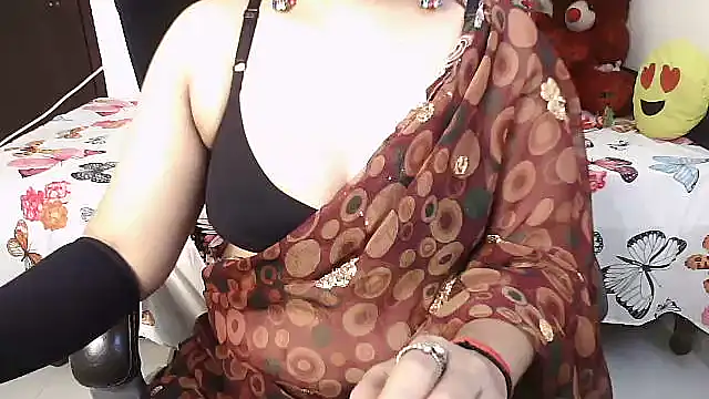 Snapshot of notyritu chatting on 10-05-25, 06:26 notyritu online show from 10-05-25, 06:26