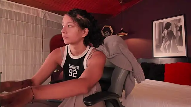 Moony 14 online show from 04-08-26, 01:12