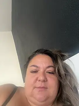 MikyVesela online show from 07-06-26, 07:37