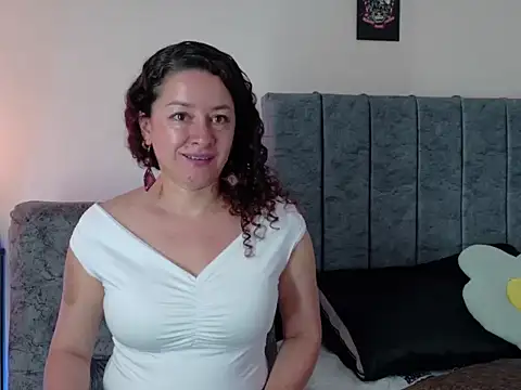 ArtesanaMK online show from 03-23-26, 05:24