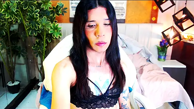 Snapshot of SaraSofia44 chatting on 06-15-26, 03:55 SaraSofia44 online show from 06-15-26, 03:55