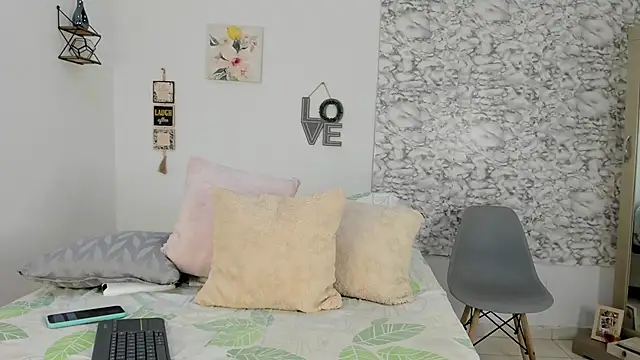 Canhela1 online show from 03-15-26, 02:46