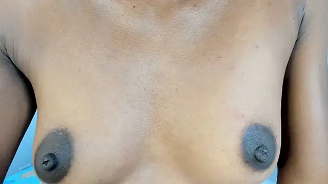 Snapshot of Canhela1 chatting on 10-15-25, 06:00 Canhela1 online show from 10-15-25, 06:00