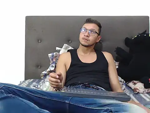 andy loverxx online show from 02-25-26, 12:00