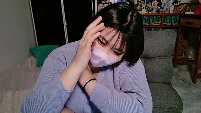 Megu Melon online show from 12-21-25, 12:18