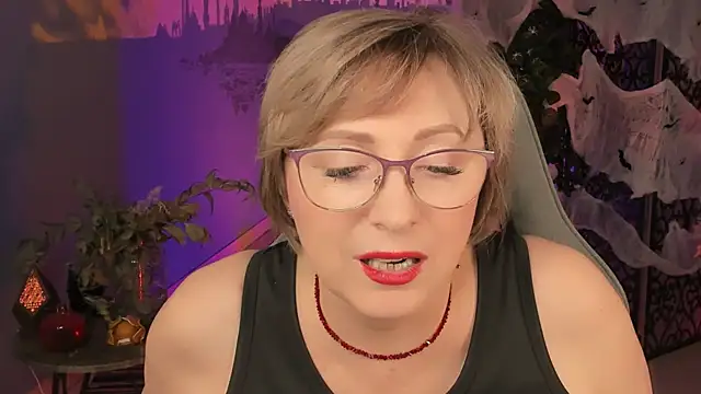 sugar vivien online show from 10-19-25, 02:31