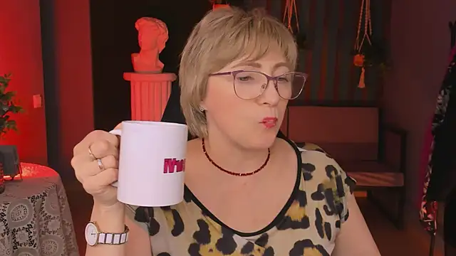 sugar vivien online show from 03-12-25, 12:04