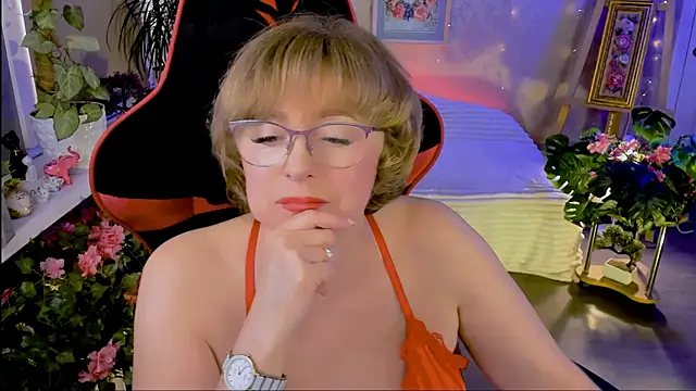 Snapshot of sugar_vivien chatting on 07-10-26, 01:11 sugar vivien online show from 07-10-26, 01:11