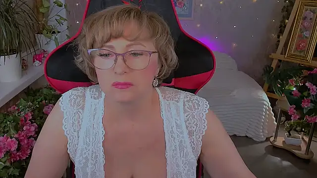 sugar vivien online show from 05-06-26, 06:12