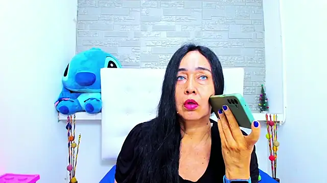 HorniestMilf online show from 09-24-25, 08:48