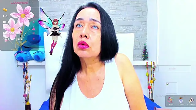 HorniestMilf online show from 10-24-25, 09:14