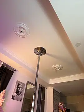 Melina-Smith online show from 12-13-25, 08:04