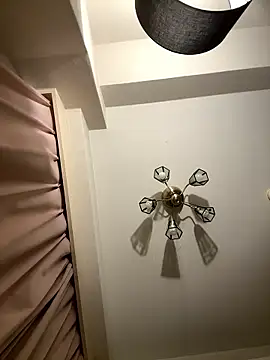 Snapshot of Tkcqcc chatting on 12-04-25, 12:15 Tkcqcc online show from 12-04-25, 12:15