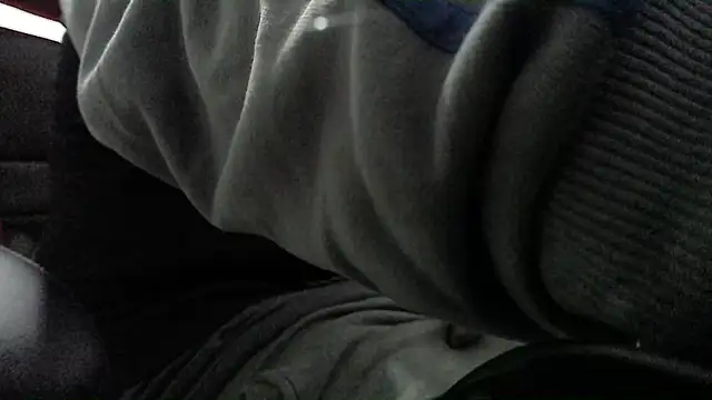 Snapshot of Dandi19 chatting on 01-23-25, 09:07 Dandi19 online show from 01-23-25, 09:07