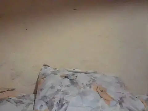 pritty-leila online show from 10-24-25, 06:23