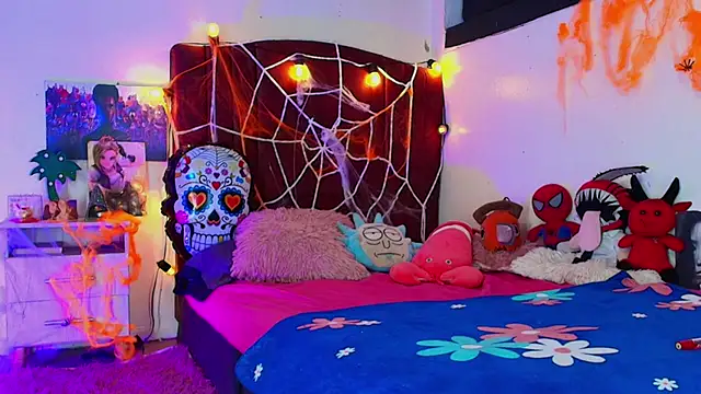 alisson zafiro  online show from 10-29-25, 03:27