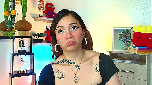 alisson zafiro  online show from 05-25-26, 03:17