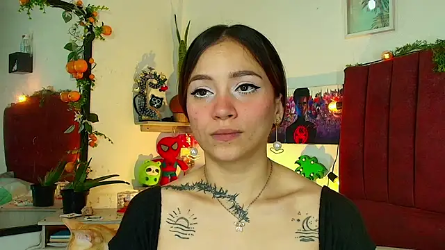 alisson zafiro  online show from 03-31-26, 03:19