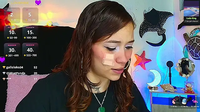 Snapshot of alisson_zafiro_ chatting on 07-15-26, 09:38 alisson zafiro online show from 07-15-26, 09:38
