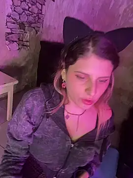 FlorBich online show from 04-14-26, 07:02