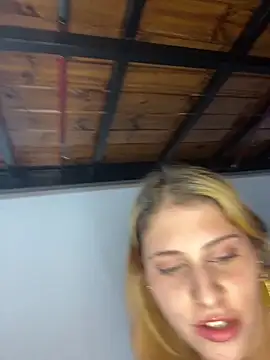 Snapshot of FlorBich chatting on 03-01-25, 12:56 FlorBich online show from 03-01-25, 12:56