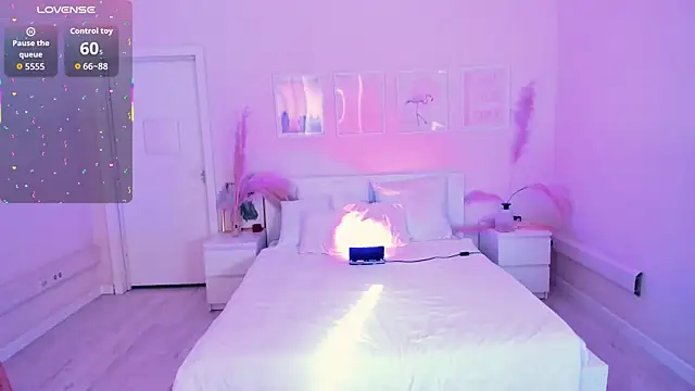 Lil Amelie online show from 04-01-26, 08:59