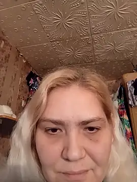 Minna Jeannie online show from 10-20-25, 03:19