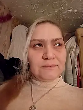 Minna Jeannie online show from 01-14-25, 03:22