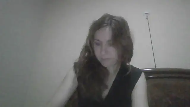 Snapshot of JasmineGlamour chatting on 12-19-25, 07:38 JasmineGlamour online show from 12-19-25, 07:38