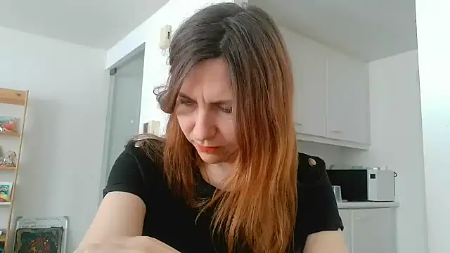 Snapshot of JasmineGlamour chatting on 04-20-26, 11:13 JasmineGlamour online show from 04-20-26, 11:13