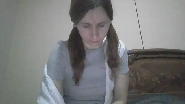 Snapshot of JasmineGlamour chatting on 01-08-26, 09:21 JasmineGlamour online show from 01-08-26, 09:21