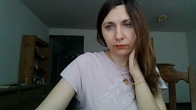 Snapshot of JasmineGlamour chatting on 05-07-26, 06:00 JasmineGlamour online show from 05-07-26, 06:00