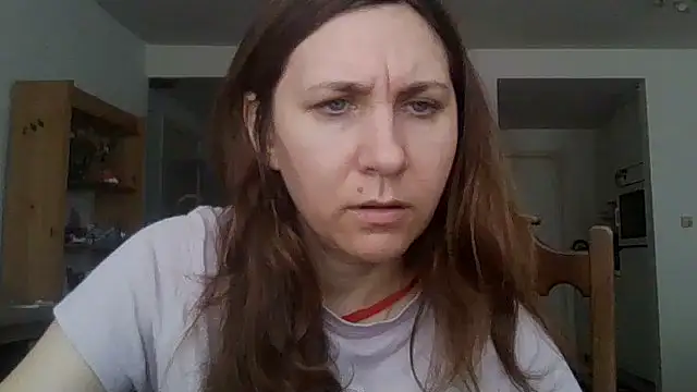 JasmineGlamour online show from 04-05-26, 01:40