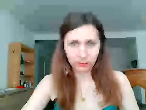 Snapshot of JasmineGlamour chatting on 05-18-26, 04:12 JasmineGlamour online show from 05-18-26, 04:12