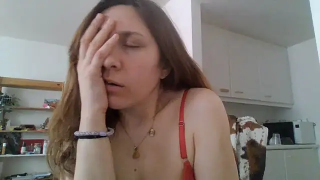 Snapshot of JasmineGlamour chatting on 04-21-26, 05:30 JasmineGlamour online show from 04-21-26, 05:30
