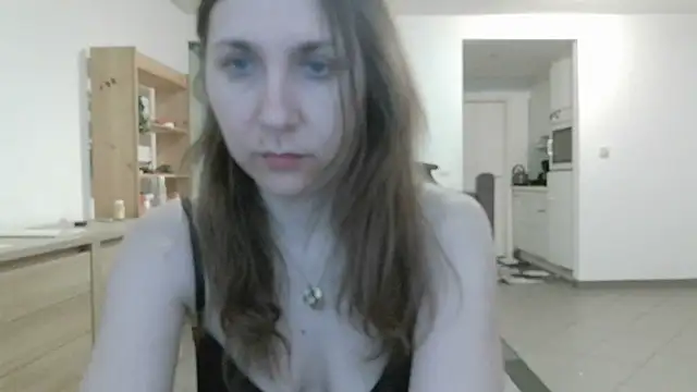 Snapshot of JasmineGlamour chatting on 05-12-26, 04:09 JasmineGlamour online show from 05-12-26, 04:09