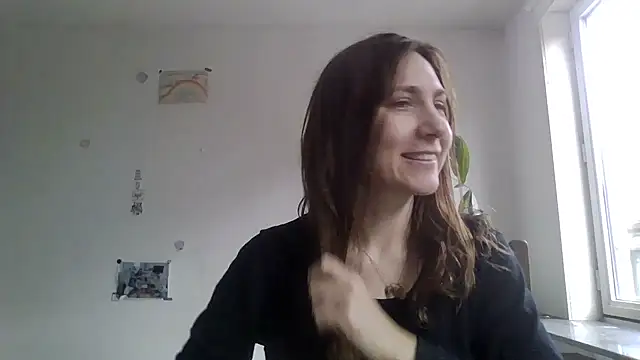 Snapshot of JasmineGlamour chatting on 11-24-25, 10:59 JasmineGlamour online show from 11-24-25, 10:59