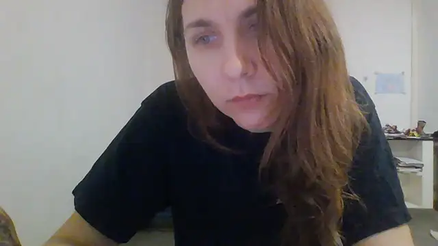 Snapshot of JasmineGlamour chatting on 04-18-26, 03:20 JasmineGlamour online show from 04-18-26, 03:20