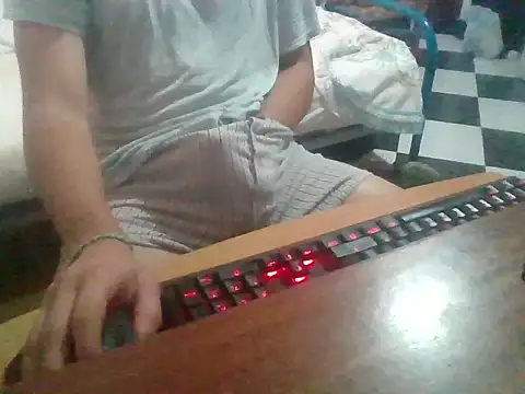 Snapshot of CummedCock chatting on 10-05-25, 10:50 CummedCock online show from 10-05-25, 10:50