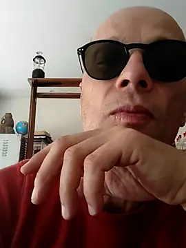 Snapshot of wedge75 chatting on 09-20-25, 12:21 wedge75 online show from 09-20-25, 12:21