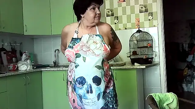 FantasyMichelle online show from 10-04-25, 11:56