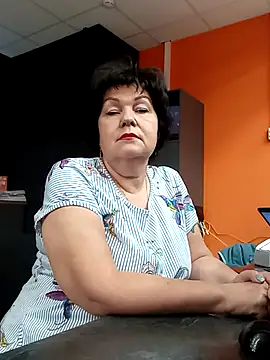 FantasyMichelle online show from 05-18-26, 07:07