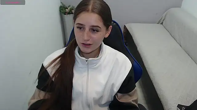 valerie diaz1 online show from 10-31-25, 12:46