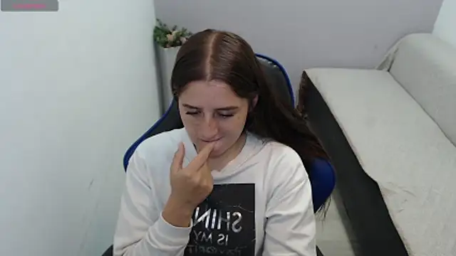 valerie diaz1 online show from 11-10-25, 01:38