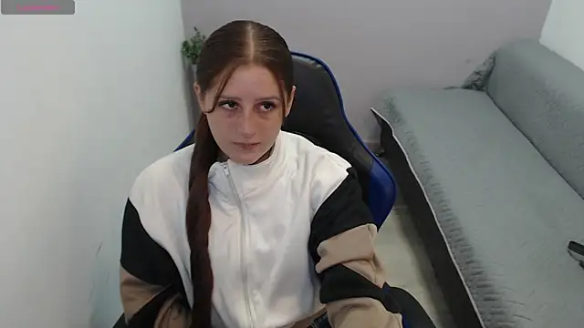 valerie diaz1 online show from 10-03-25, 01:34